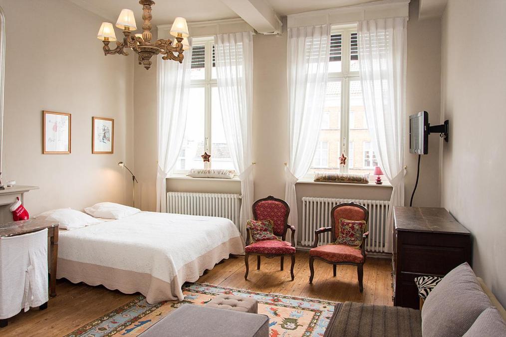 Huis Sint-Andriescruyse บรูจส์ ภายนอก รูปภาพ