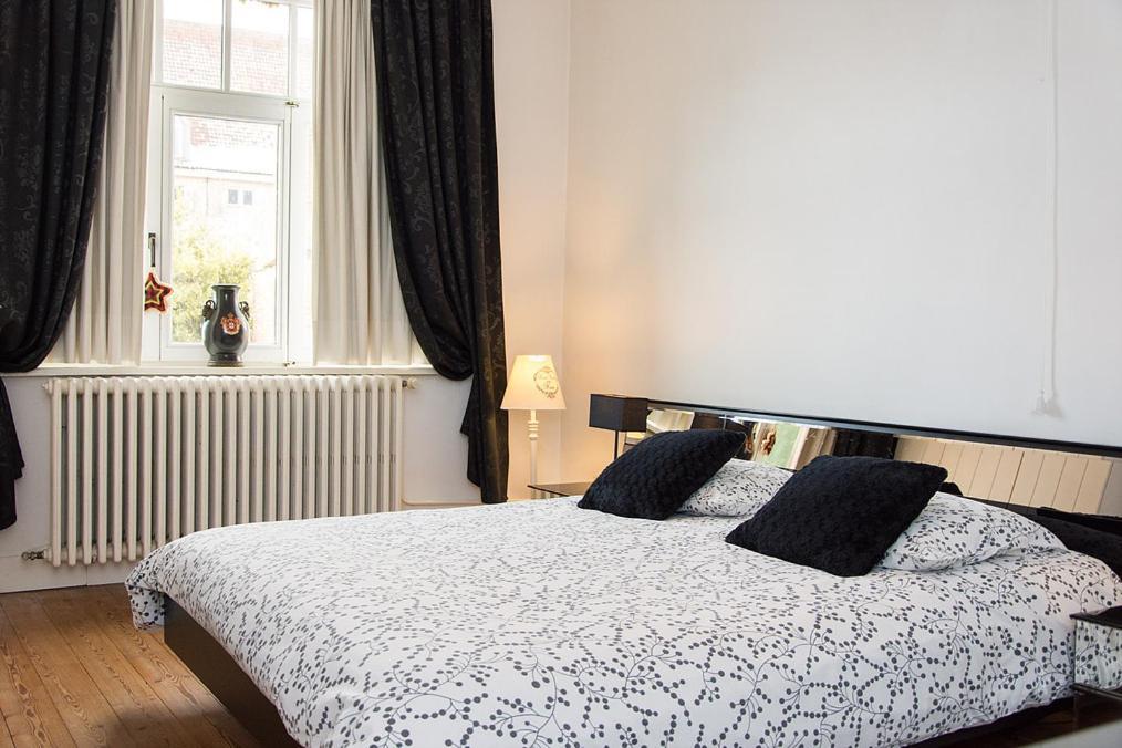 Huis Sint-Andriescruyse บรูจส์ ภายนอก รูปภาพ